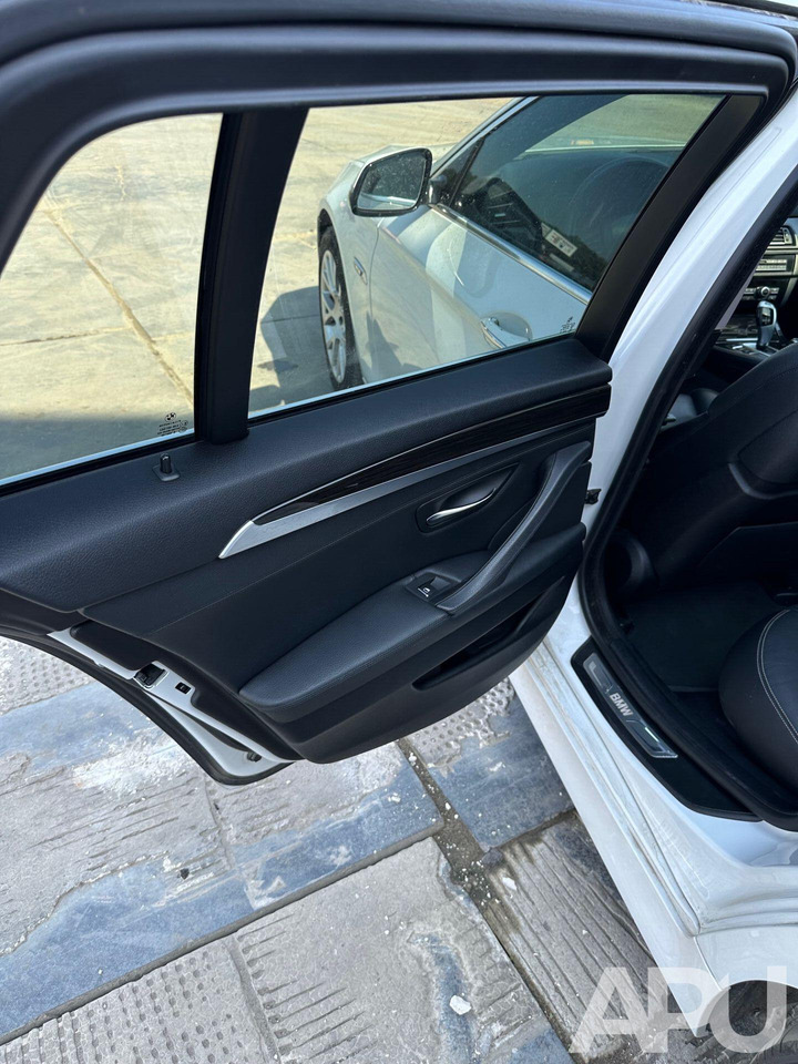 汽车 BMW 535D XDRIVE F11:图16 汽车 BMW 535D XDRIVE F11:图16