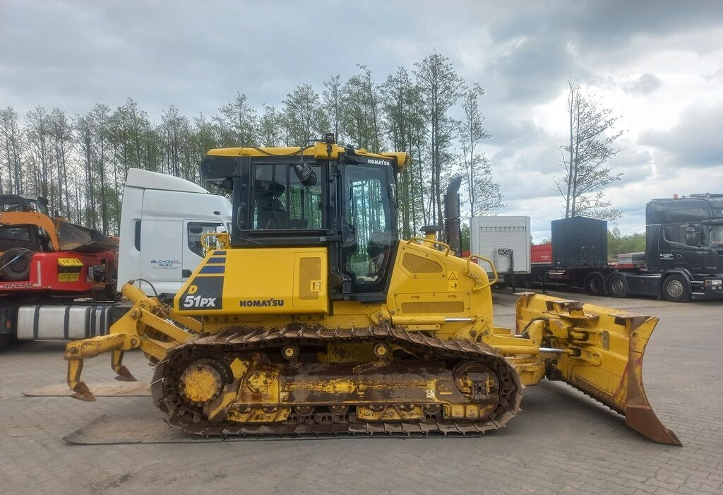 Komatsu D51PX-24 - 推土机:图4 Komatsu D51PX-24 - 推土机:图4