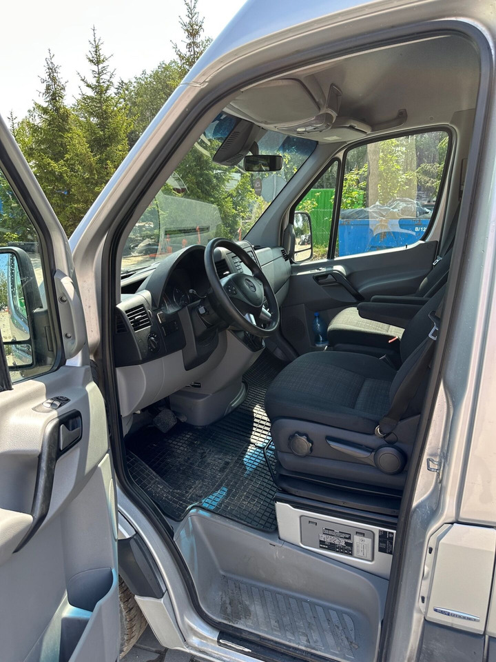 Meredes-Benz Sprinter 319 Bluetec 9 osobowy - 小型客车:图2 Meredes-Benz Sprinter 319 Bluetec 9 osobowy - 小型客车:图2