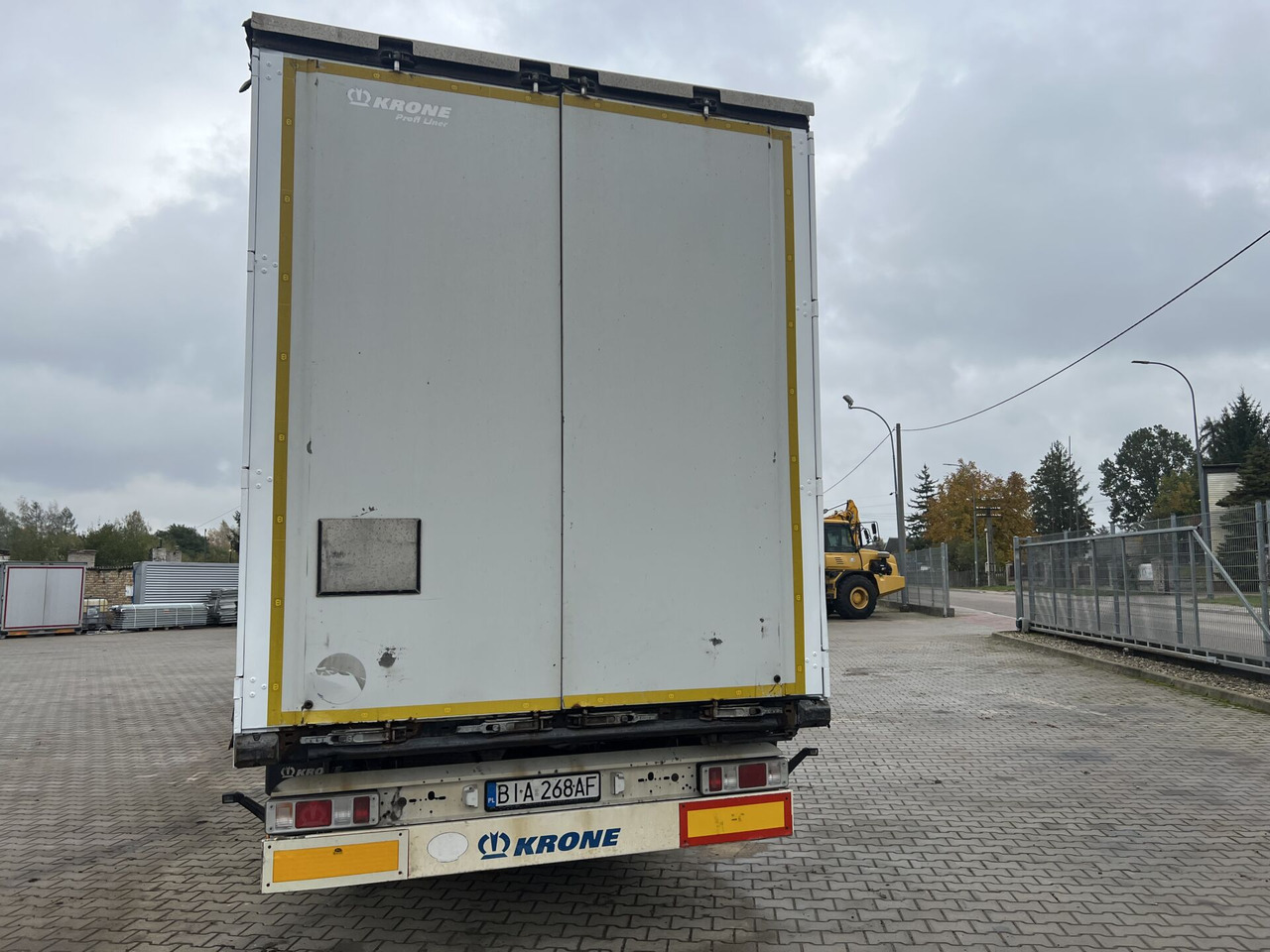 Naczepa ciężarowa KRONE - 侧帘半拖车:图4 Naczepa ciężarowa KRONE - 侧帘半拖车:图4