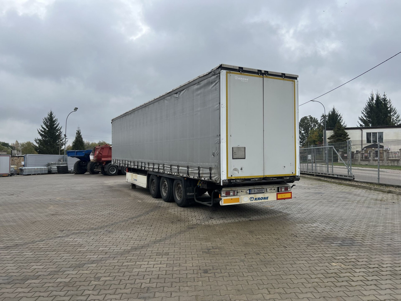 Naczepa ciężarowa KRONE - 侧帘半拖车:图3 Naczepa ciężarowa KRONE - 侧帘半拖车:图3