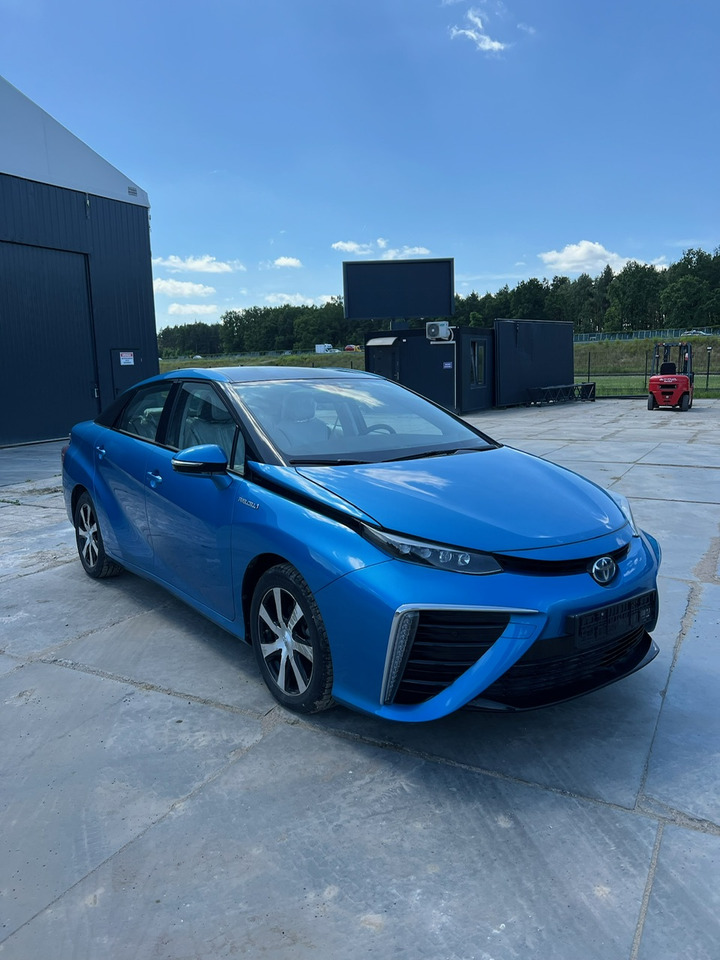 Toyota Mirai - 轿车:图4 Toyota Mirai - 轿车:图4
