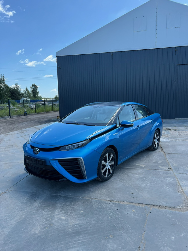 Toyota Mirai - 轿车:图2 Toyota Mirai - 轿车:图2