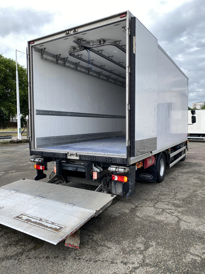 RENAULT D16 - 冷藏车:图2 RENAULT D16 - 冷藏车:图2