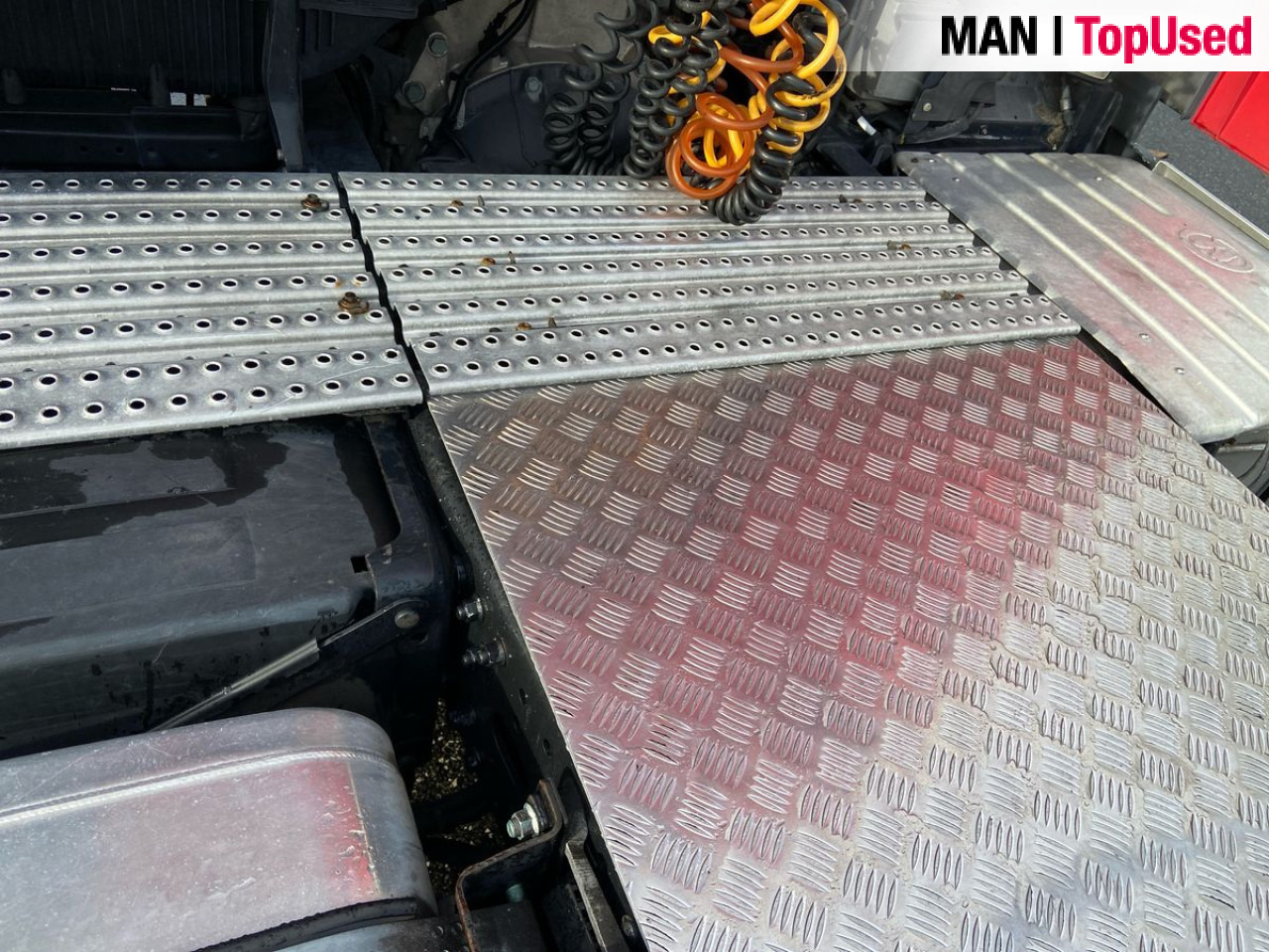 MAN TGX 18.460 4X2 BLS "ADR EX II / AT" - 牵引车:图4 MAN TGX 18.460 4X2 BLS "ADR EX II / AT" - 牵引车:图4