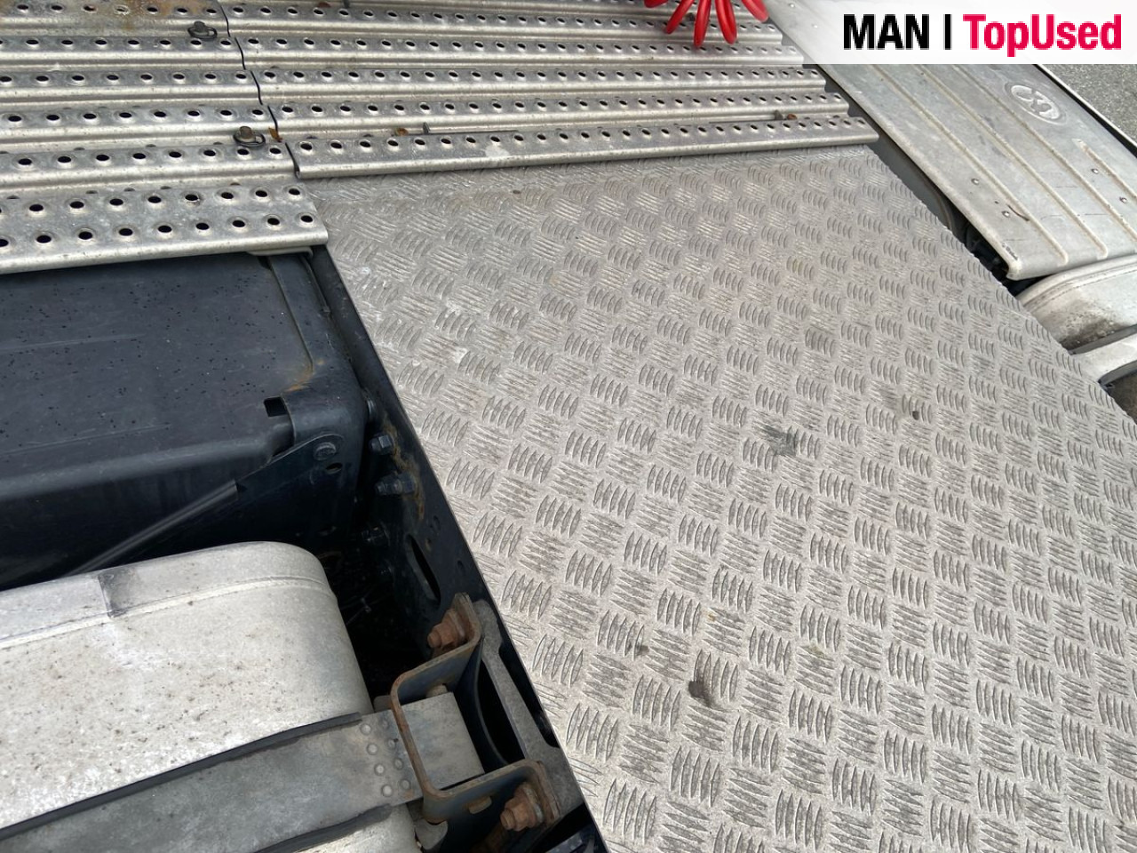 MAN TGX 18.460 4X2 BLS "ADR EX II / AT" - 牵引车:图4 MAN TGX 18.460 4X2 BLS "ADR EX II / AT" - 牵引车:图4