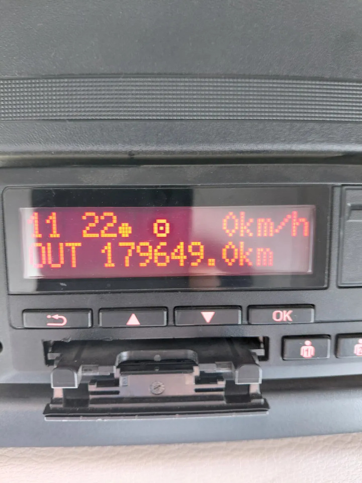 2020 DAF 260 HP AUTO CURTAINSIDER - 侧帘卡车:图2 2020 DAF 260 HP AUTO CURTAINSIDER - 侧帘卡车:图2