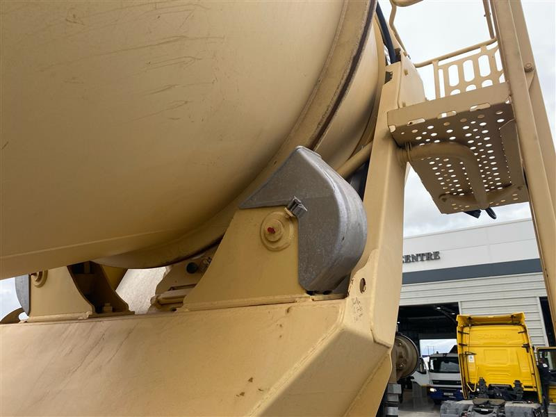 新的 混凝土搅拌车 ‘New’ Renault C Range Rigid Putzmeister P9G Mixer:图13 新的 混凝土搅拌车 ‘New’ Renault C Range Rigid Putzmeister P9G Mixer:图13