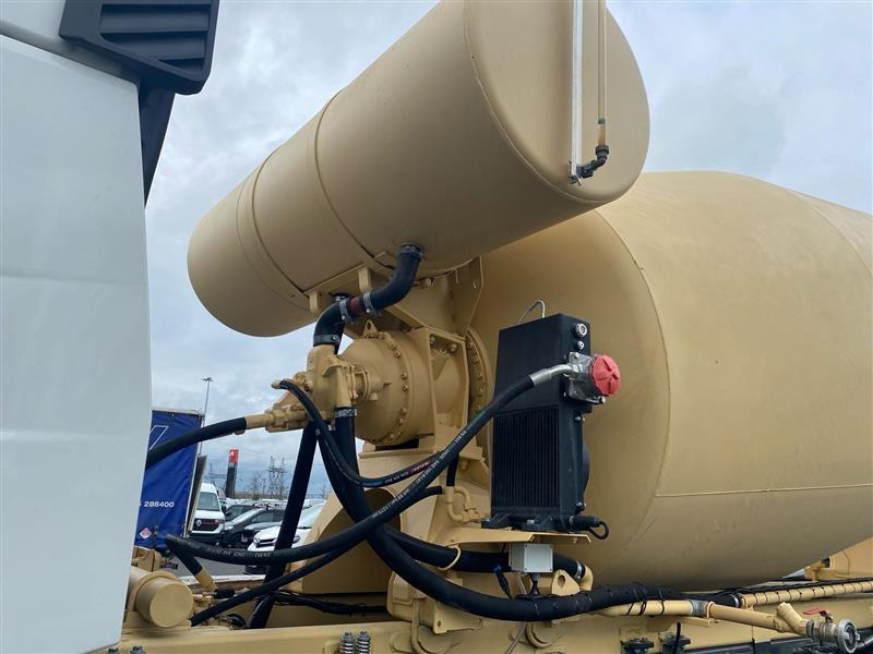 新的 混凝土搅拌车 ‘New’ Renault C Range Rigid Putzmeister P9G Mixer:图10 新的 混凝土搅拌车 ‘New’ Renault C Range Rigid Putzmeister P9G Mixer:图10