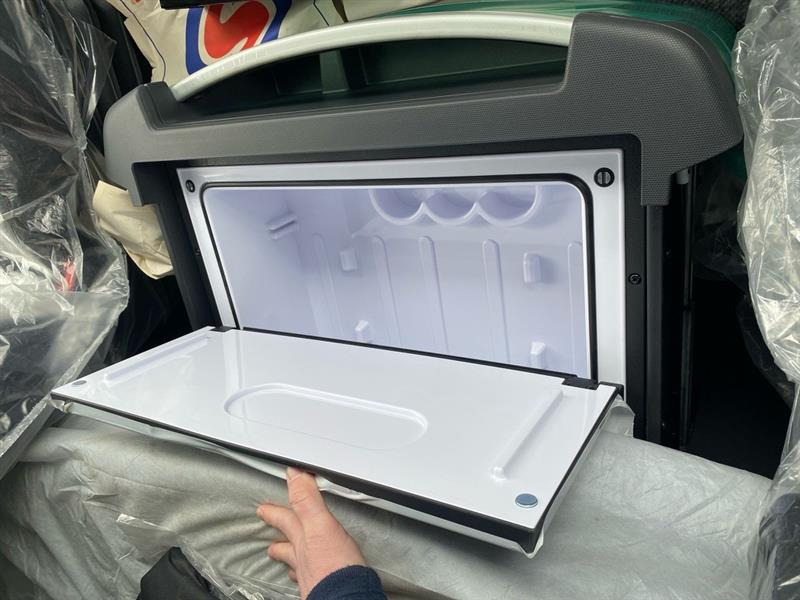 新的 混凝土搅拌车 ‘New’ Renault C Range Rigid Putzmeister P9G Mixer:图18 新的 混凝土搅拌车 ‘New’ Renault C Range Rigid Putzmeister P9G Mixer:图18