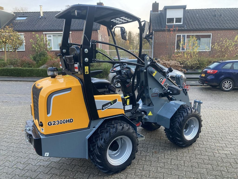 Giant G2300 HD - 紧凑型装载机:图4 Giant G2300 HD - 紧凑型装载机:图4