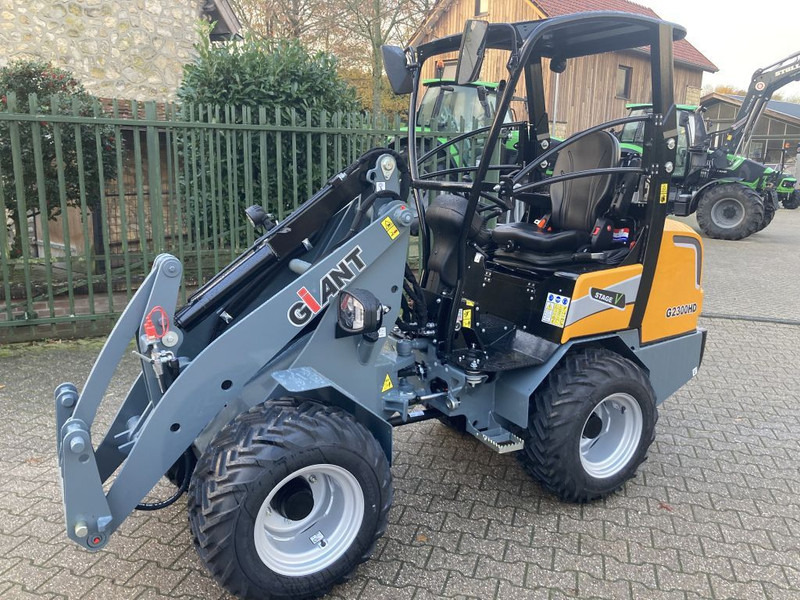 Giant G2300 HD - 紧凑型装载机:图2 Giant G2300 HD - 紧凑型装载机:图2