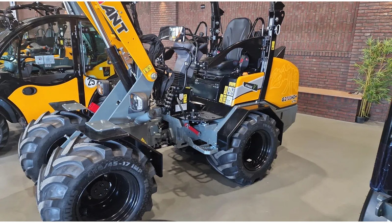 Giant Jubileum modellen G2500 HD & G2700 HD - 紧凑型装载机:图1 Giant Jubileum modellen G2500 HD & G2700 HD - 紧凑型装载机:图1