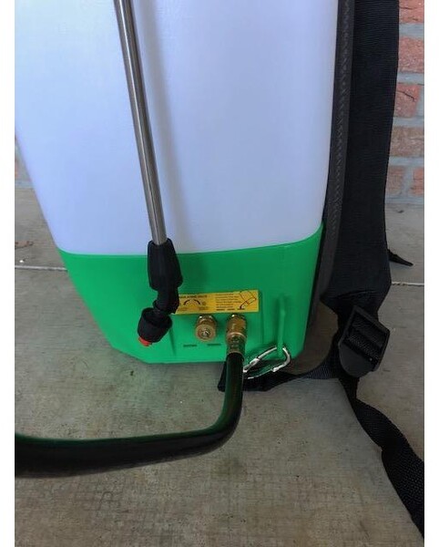 Seaflo Accu rug spuit, 20 liter - 拖拉机悬挂式喷雾机:图3 Seaflo Accu rug spuit, 20 liter - 拖拉机悬挂式喷雾机:图3
