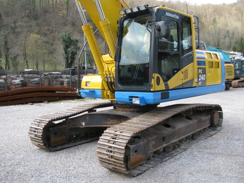 KOMATSU PC240NLC-10 TOP condition - 履带式挖掘机:图2 KOMATSU PC240NLC-10 TOP condition - 履带式挖掘机:图2