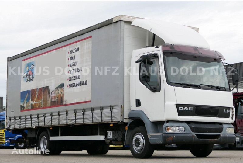 DAF LF 45.220 P+P + Tail lift - 侧帘卡车:图2 DAF LF 45.220 P+P + Tail lift - 侧帘卡车:图2