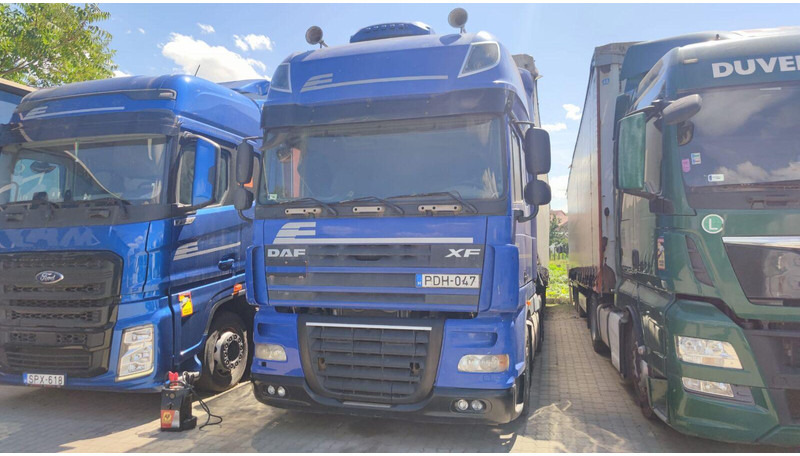 DAF XF 105.460 Lowdeck MEGA - 牵引车:图1 DAF XF 105.460 Lowdeck MEGA - 牵引车:图1