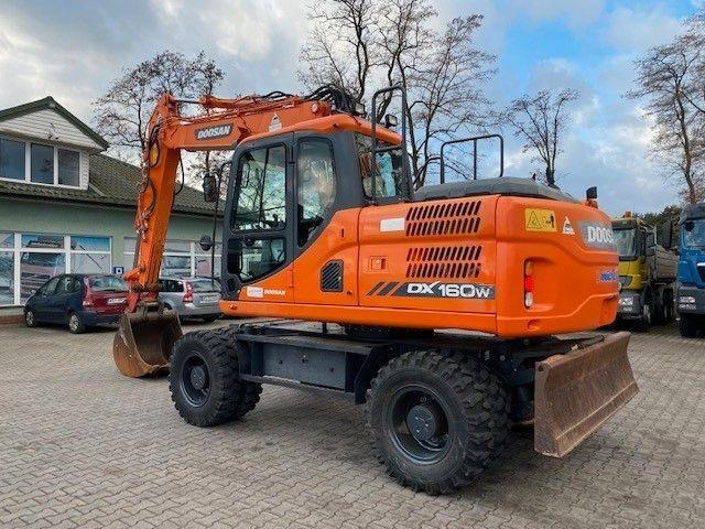 Doosan DX 160 W-3 - 轮式挖掘机:图4 Doosan DX 160 W-3 - 轮式挖掘机:图4