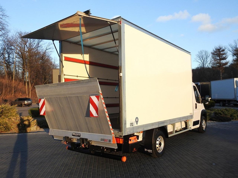Fiat DUCATO KONTENER WINDA 8 PALET TEMPOMAT KLIMATYZACJA 180KM [ X2 - 厢式货车:图3 Fiat DUCATO KONTENER WINDA 8 PALET TEMPOMAT KLIMATYZACJA 180KM [ X2 - 厢式货车:图3