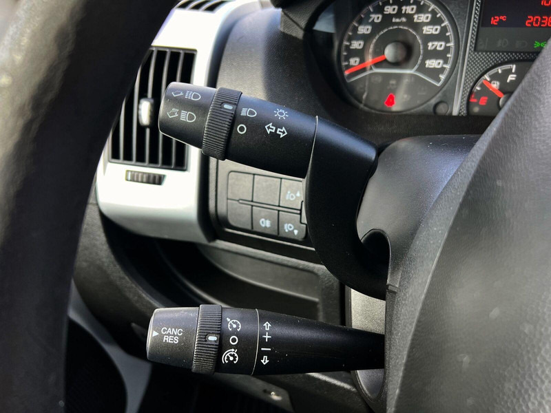 平板货车, 康比货车 Fiat Ducato Brygadówka Doka 7-miejsc + Skrzynia:图13 平板货车, 康比货车 Fiat Ducato Brygadówka Doka 7-miejsc + Skrzynia:图13