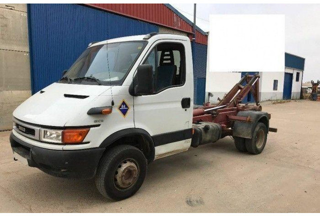 Iveco 65C15 Hook lift truck - 吊钩升降车:图2 Iveco 65C15 Hook lift truck - 吊钩升降车:图2