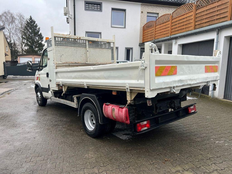 Iveco 70C17 3 way tipper - 翻斗车:图2 Iveco 70C17 3 way tipper - 翻斗车:图2