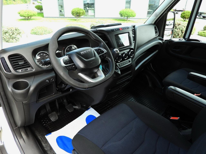 Iveco DAILY 35C16 WYWROTKA PODWÓJNA KABINA DOKA 6 MIEJSC TEMPOMAT NAWI - 翻斗货车:图2 Iveco DAILY 35C16 WYWROTKA PODWÓJNA KABINA DOKA 6 MIEJSC TEMPOMAT NAWI - 翻斗货车:图2