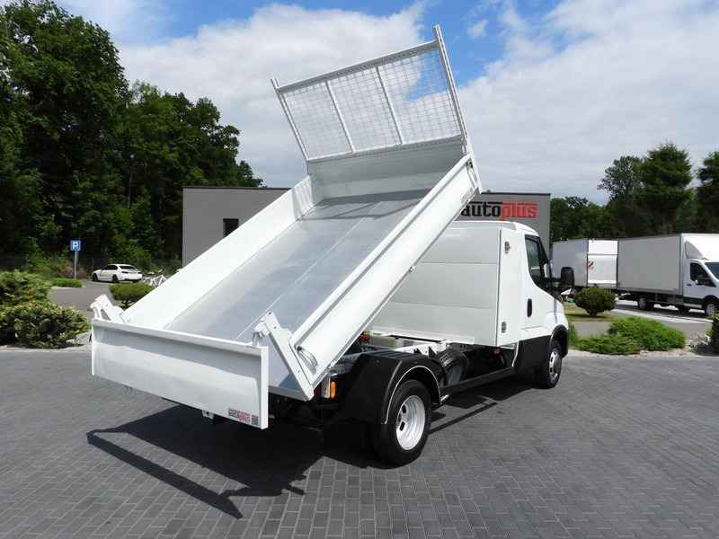 Iveco DAILY 35C16 WYWROTKA TEMPOMAT BLIŹNIACZE KOŁA KLIMATYZACJA 160K - 翻斗货车:图3 Iveco DAILY 35C16 WYWROTKA TEMPOMAT BLIŹNIACZE KOŁA KLIMATYZACJA 160K - 翻斗货车:图3