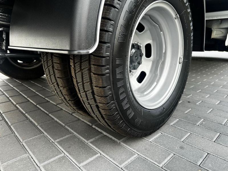 平板货车 Iveco DAILY 35C17 SKRZYNIA PODWÓJNA KABINA DOKA 7 MIEJSC TEMPOMAT BLIŹ:图18 平板货车 Iveco DAILY 35C17 SKRZYNIA PODWÓJNA KABINA DOKA 7 MIEJSC TEMPOMAT BLIŹ:图18