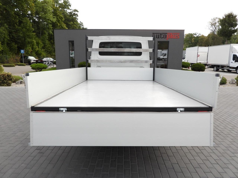 平板货车 Iveco DAILY 35C17 SKRZYNIA PODWÓJNA KABINA DOKA 7 MIEJSC TEMPOMAT BLIŹ:图17 平板货车 Iveco DAILY 35C17 SKRZYNIA PODWÓJNA KABINA DOKA 7 MIEJSC TEMPOMAT BLIŹ:图17