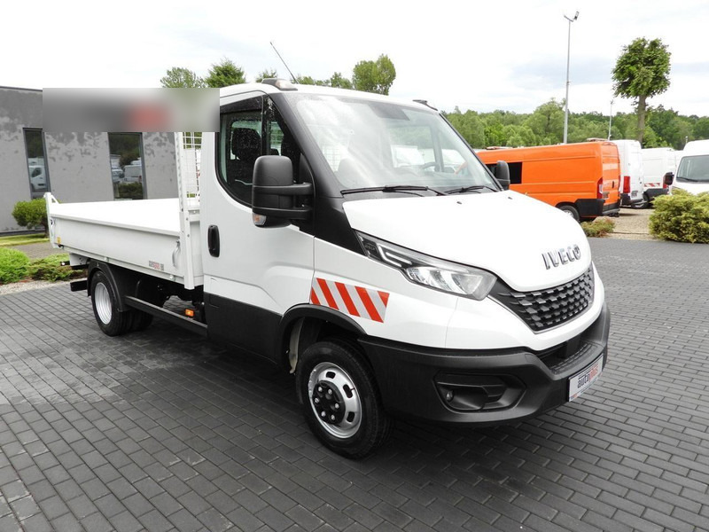 Iveco DAILY 35C21 WYWROTKA TEMPOMAT NAWIGACJA LEDY PNEUMATYKA AUTOMAT - 翻斗货车:图4 Iveco DAILY 35C21 WYWROTKA TEMPOMAT NAWIGACJA LEDY PNEUMATYKA AUTOMAT - 翻斗货车:图4