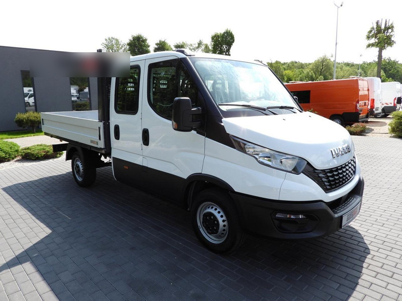 Iveco DAILY 35S12 SKRZYNIA PODWÓJNA KABINA DOKA 7 MIEJSC KLIMATYZACJA - 平板货车:图4 Iveco DAILY 35S12 SKRZYNIA PODWÓJNA KABINA DOKA 7 MIEJSC KLIMATYZACJA - 平板货车:图4
