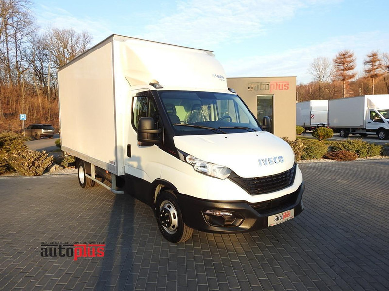 Iveco DAILY 35S16 KONTENER WINDA 8 PALET TEMPOMAT KLIMATYZACJA BLIŹNIA - 厢式货车:图1 Iveco DAILY 35S16 KONTENER WINDA 8 PALET TEMPOMAT KLIMATYZACJA BLIŹNIA - 厢式货车:图1