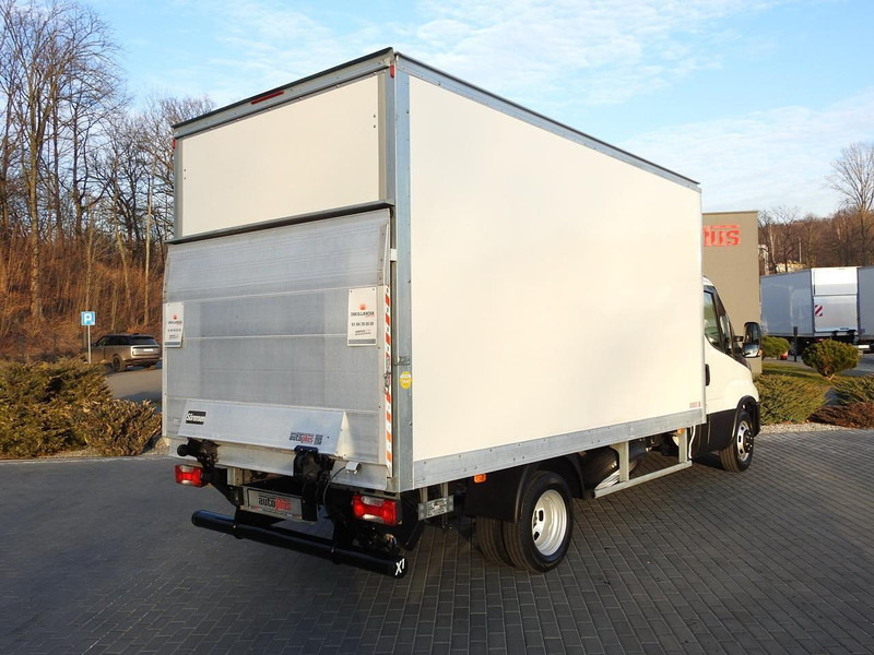 Iveco DAILY 35S16 KONTENER WINDA 8 PALET TEMPOMAT KLIMATYZACJA BLIŹNIA - 厢式货车:图3 Iveco DAILY 35S16 KONTENER WINDA 8 PALET TEMPOMAT KLIMATYZACJA BLIŹNIA - 厢式货车:图3