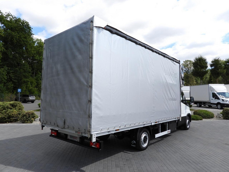 Iveco DAILY 35S18 PLANDEKA 10 PALET WEBASTO TEMPOMAT NAWIGACJA LEDY KL - 侧帘货车:图3 Iveco DAILY 35S18 PLANDEKA 10 PALET WEBASTO TEMPOMAT NAWIGACJA LEDY KL - 侧帘货车:图3