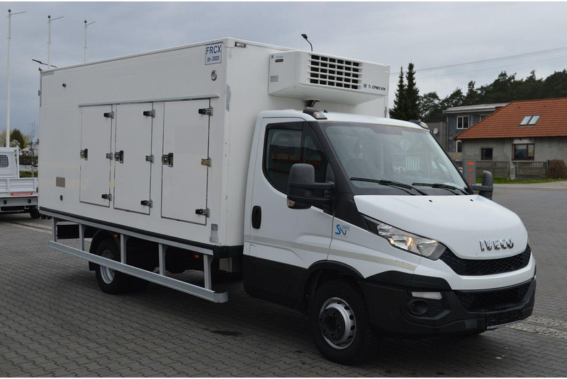 Iveco DAILY 60C15 60-150 - 自动售货卡车:图5 Iveco DAILY 60C15 60-150 - 自动售货卡车:图5