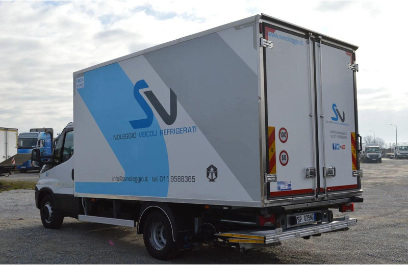 Iveco DAILY 60C15 REFRIGERATOR + SIDE AND REAR DOORS, LIFT FOLDED UNDE - 冷藏车:图3 Iveco DAILY 60C15 REFRIGERATOR + SIDE AND REAR DOORS, LIFT FOLDED UNDE - 冷藏车:图3