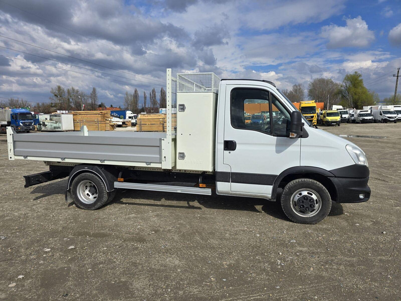 Iveco Daily 35 C 13 - Tipper + tool box - 翻斗货车:图4 Iveco Daily 35 C 13 - Tipper + tool box - 翻斗货车:图4
