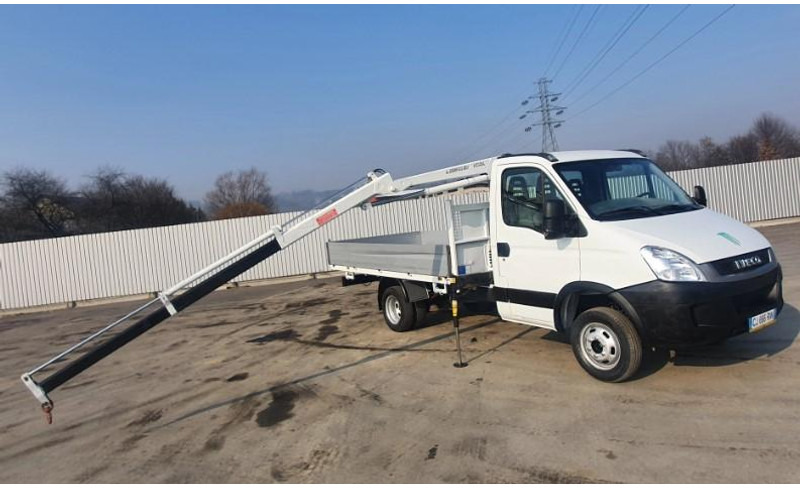 Iveco Daily 35C13 Bonfiglioli P 2300 - Pritsche 4,3 m - 平板货车:图1 Iveco Daily 35C13 Bonfiglioli P 2300 - Pritsche 4,3 m - 平板货车:图1