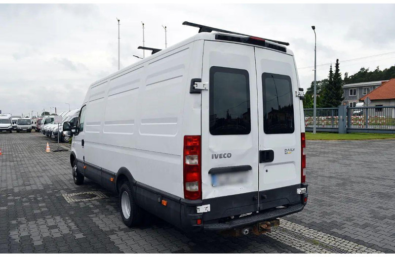 Iveco Daily 35C15 Blaszak L4H2 Brygadówka 6-seater Doka Dubel Cabin - 小型巴士, 小型客车:图3 Iveco Daily 35C15 Blaszak L4H2 Brygadówka 6-seater Doka Dubel Cabin - 小型巴士, 小型客车:图3