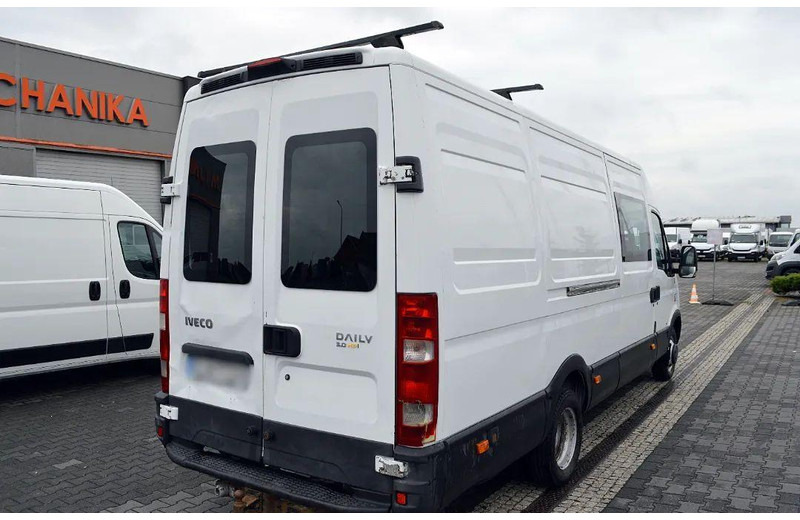 Iveco Daily 35C15 Blaszak L4H2 Brygadówka 6-seater Doka Dubel Cabin - 小型巴士, 小型客车:图4 Iveco Daily 35C15 Blaszak L4H2 Brygadówka 6-seater Doka Dubel Cabin - 小型巴士, 小型客车:图4