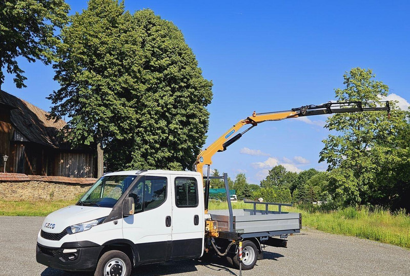 Iveco Daily 35c-15 Doka flatbed + crane Effer - 平板货车, 康比货车:图4 Iveco Daily 35c-15 Doka flatbed + crane Effer - 平板货车, 康比货车:图4