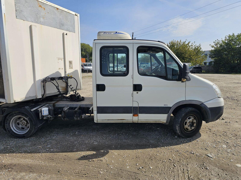 Iveco Daily 40 C 15 double cabine - BE Mini Trekker - SZM - 3.5t - 牵引车:图4 Iveco Daily 40 C 15 double cabine - BE Mini Trekker - SZM - 3.5t - 牵引车:图4