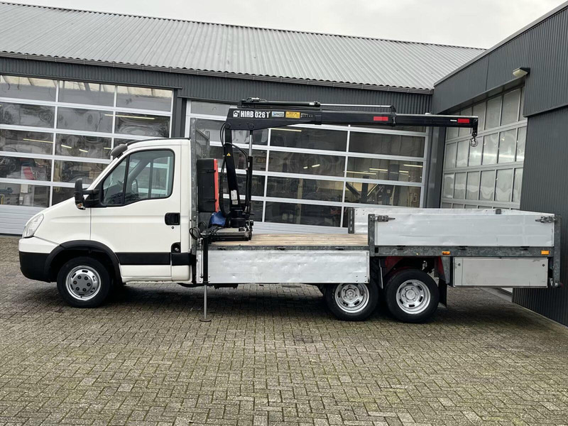 Iveco Daily 40C17 BE Clixtar - Flatbed truck + crane - 平板货车:图5 Iveco Daily 40C17 BE Clixtar - Flatbed truck + crane - 平板货车:图5