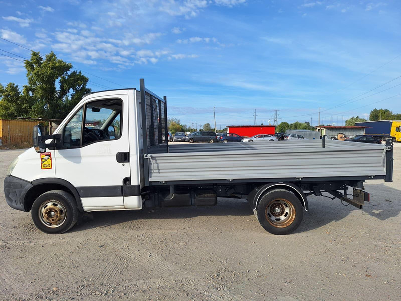 Iveco Daily 50 C 15 - 3 sided Tipper - 翻斗车:图5 Iveco Daily 50 C 15 - 3 sided Tipper - 翻斗车:图5