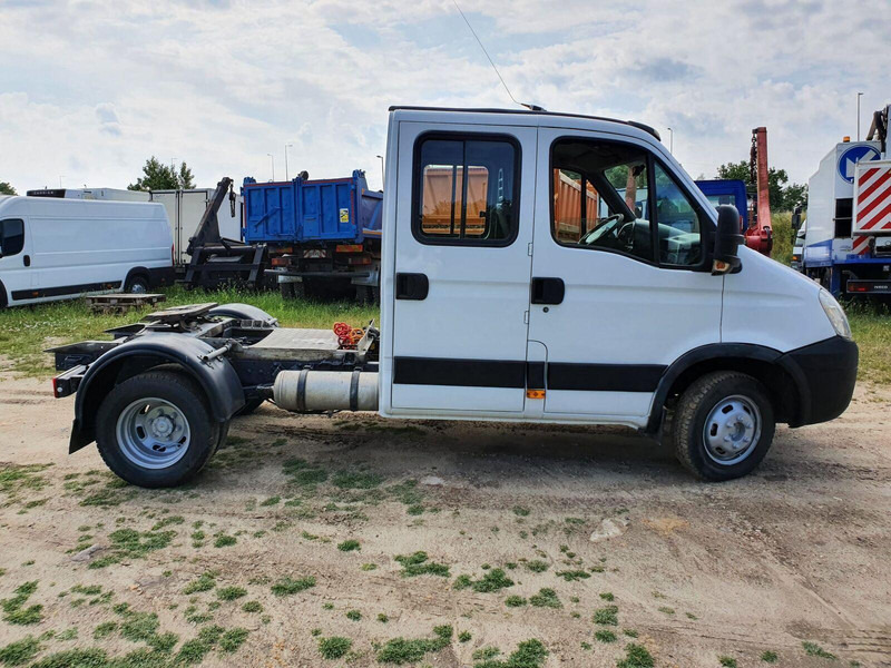 Iveco Daily 50C17 DOKA BE Mini Trekker - SZM - 3.5t - 牵引车:图4 Iveco Daily 50C17 DOKA BE Mini Trekker - SZM - 3.5t - 牵引车:图4