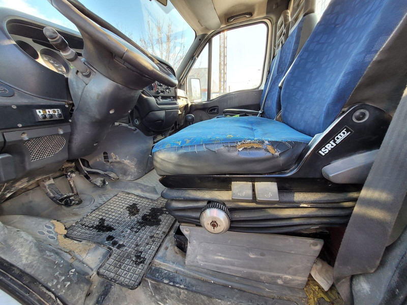 Iveco Daily 65 C 17 3 sided tipper 6,5t 租赁 Iveco Daily 65 C 17 3 sided tipper 6,5t:图8 Iveco Daily 65 C 17 3 sided tipper 6,5t 租赁 Iveco Daily 65 C 17 3 sided tipper 6,5t:图8
