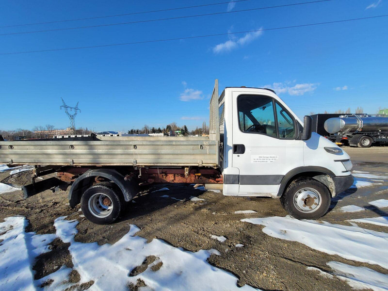 Iveco Daily 65 C 17 3 sided tipper 6,5t - 翻斗车:图4 Iveco Daily 65 C 17 3 sided tipper 6,5t - 翻斗车:图4