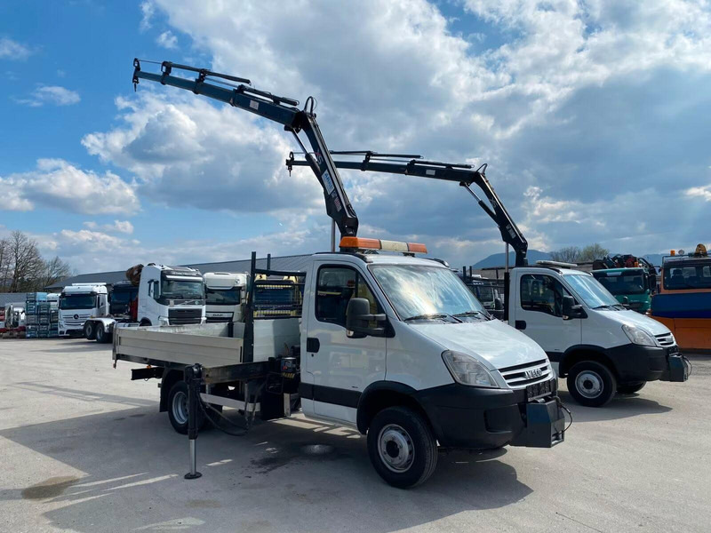 栏板式/ 平板卡车, 起重车 Iveco Daily 65C18 - Flatbed truck + crane：图7