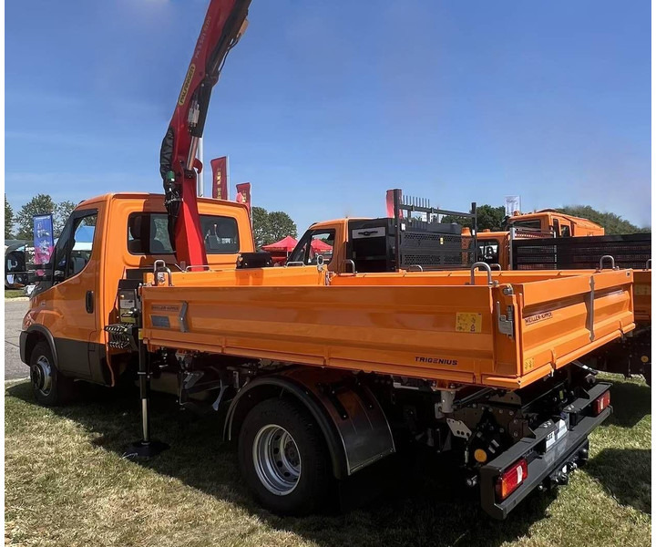 Iveco Daily 70C18H - Flatbed+crane - 栏板式/ 平板卡车, 起重车:图2 Iveco Daily 70C18H - Flatbed+crane - 栏板式/ 平板卡车, 起重车:图2